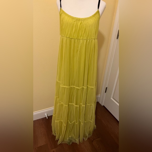 Maeve Tulle Midi Dress from Anthropologie - Picture 4 of 9